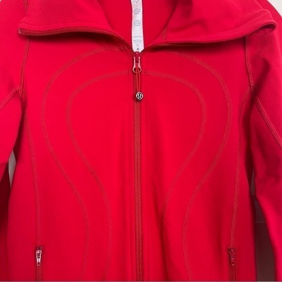 Lululemon  | In Stride Jacket Size 2 - Picture 11 of 12